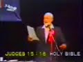مناظرة بين الشيخ أحمد ديدات رحمه الله ، و السيد أنيس شروش ، عن  موضوع (القرآن أم الإنجيل ) أيهما كلام الله ؟ وبالدبلجه إلى اللغه العربيه ونسبه الصفاوه والوضوح لهذا الفديو هي  99%اسأل الله أن يفيد به الجميع مسلمون كانوا أم مسيحين ، والله الموفق والهادي طار.كوم