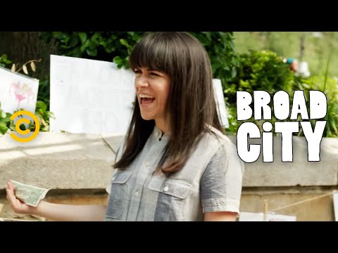 Broad City - Celebrities' Favorite Foods