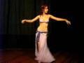 Nashla bailando al ritmo de Tarkan xD