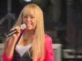 Hannah Montana performing Nobody\ Hannah Montana performing Nobody\