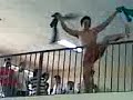El baile seunsual de Boby en la fiesta del TEC