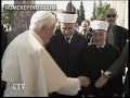 El Papa, descalzo en la mezquita de Jerusalén