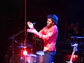 Liam Finn end of set in San Diego