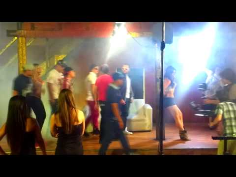 Jadiel  - El Tsunami