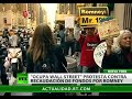 'Ocupa Wall Street' protesta contra Romney y lo califican de "cleptócrata" http://t.co/ITgeI8tw