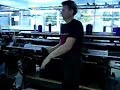UNDEVA  SE MUNCESTE..NU GLUMA Manele-Gratis.net