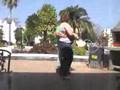 BAILANDO BAJO LA LLUVIA