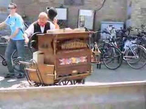 Barrel Organ Player - Bruges