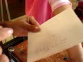 日本語の勉強に一所懸命です。日本人のお客さんが増えているので、済州島の女の子は日本語の勉強がブームらしい。（接客業の子かな。）