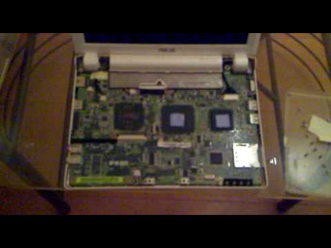 EEE PC 900 HOW TO FIX BOOT UP PROBLEM : Clear cmos battery FIXED :D