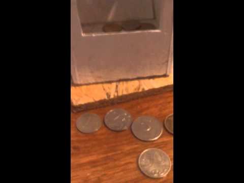 Как обмануть автомат монет