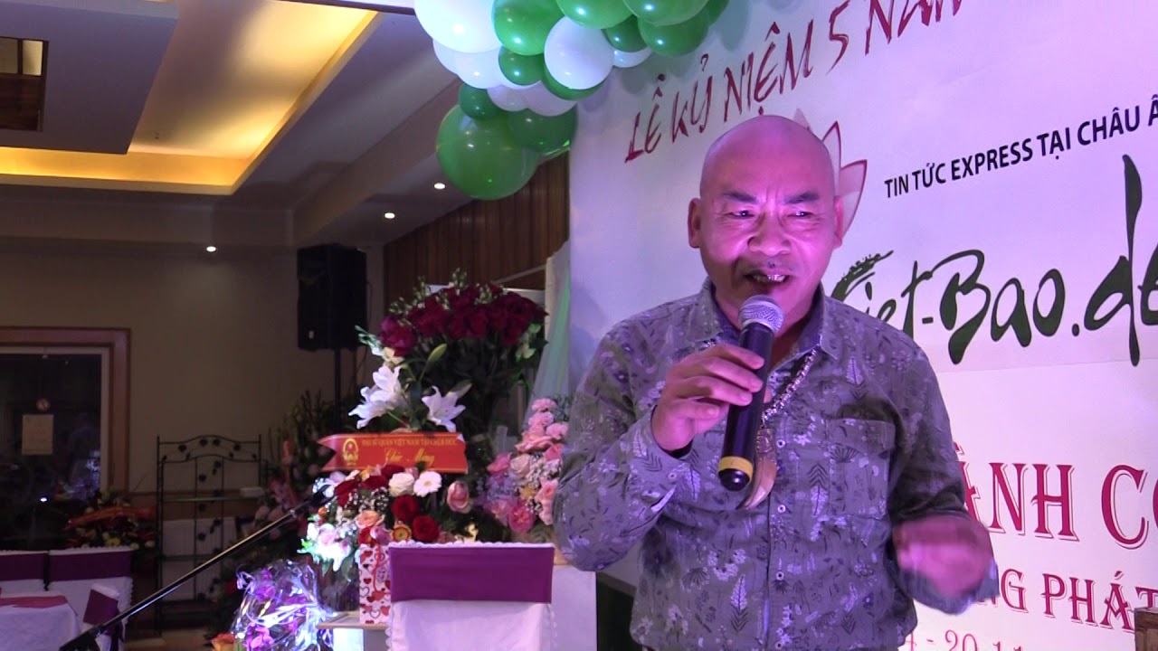 MÓN QUÀ CỦA ANH NAM VÕ TẠI LỄ KỶ NIỆM VIET-BAO.DE TRÒN 5 TUỔI