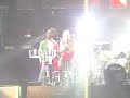 Gwen Stefani live in San Diego
