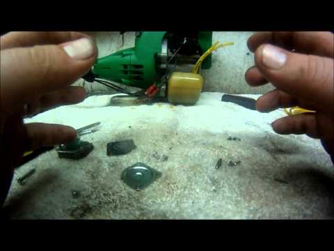 video-linktoworks-How to clean a 2 cycle weed eater carburetor