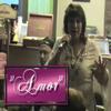 Expléndida cantante de música melódica Kiara en la presentación no oficial de su álbum 