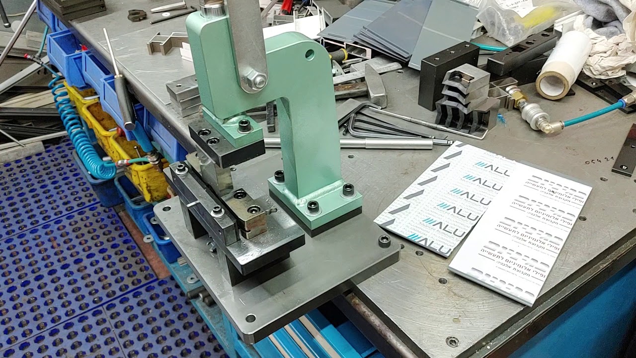 פינוי רגלית במכסה ארגז תריס