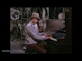 Singin' in the Rain - Videos - 5