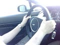 Aston Martin V8 Vantage en un tunel