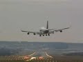 Boeing 747 windy landing