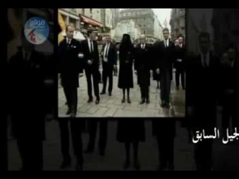 نساء عاريات