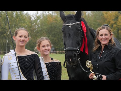 Nasze Włoszczowianki Amelka i Oliwka Kossakowskie na Hubertusie u Jana Wolskiego.Brawo siostry!