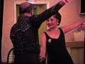 Nhay Cha Cha giup vui cho ban be
