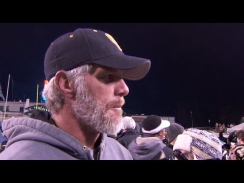Brett Favre Coaches High School Football Team to Championship Game