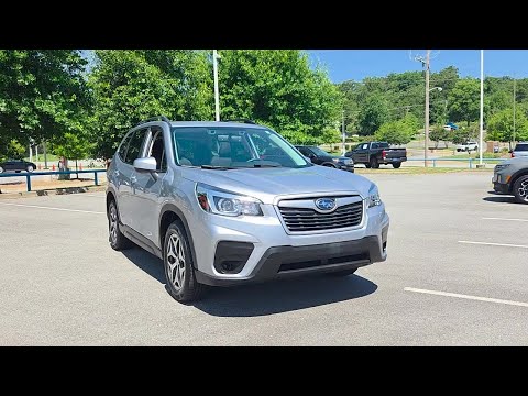 Used 2020 Ice Silver Metallic SUBARU PREMIUM image 1
