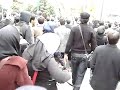 رویارویی دانشجویان با بسیجیان مزدور/دانشگاه تهران16آذر : http://www.youtube.com/watch?v=TpPHlqYjH90 #16Azar #Iranelection