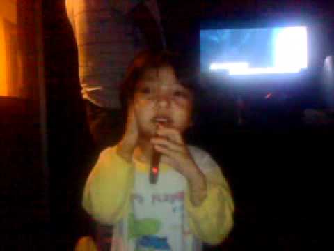 si kecil karoke..(fira)