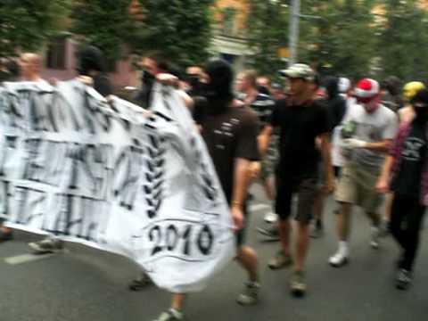 Rusos realizaron una violenta protesta en defensa de un bosque