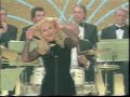 Medley \"Carramba che Fortuna!\" (e Rumore) - Raffaella Carrą Medley \"Carramba che Fortuna!\" (e Rumore) - Raffaella Carrą