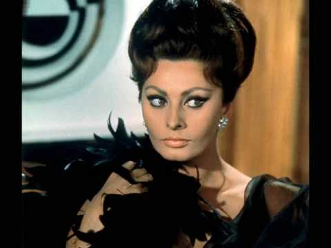 Sophia Loren Topless