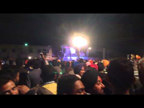 Babbu Mann About jatt in Gujrat, Punjabi in iraq, Bhagwant Mann At Ranwan HD - Sunke Zara