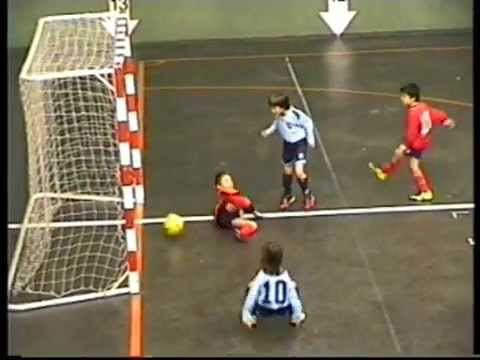 messi con 8 años