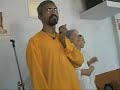 Indian children singing in Hebrew