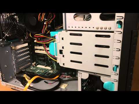 Start von 15 Jahre alten SCSI Festplatten | Start of 15-year-old SCSI hard drives