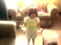 Valentina Cantando Estrellita