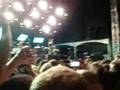 videos de foo fighters dave grohl chugs beer and fails