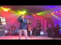 Arun daga performing with Pritam