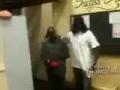 Bully gets KTFO by skinny guy!