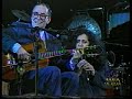 João Gilberto, Maria Bethânia e Gal Costa cantam Cordeiro de Nanã, na reinauguração do Teatro Castro Alves em Salvador, 1993.