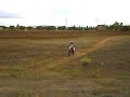 lukas salta con la moto
