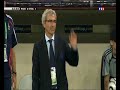 raymond domenech qui fait signe que �a tourne