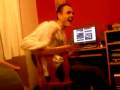 videos de Harry singing !! the tit