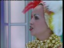 ALINE SERRANO HOMENAGEIA CARMEN MIRANDA ALINE SERRANO HOMENAGEIA CARMEN MIRANDA