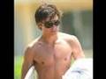 How many Nipples does Zac Efron Have?