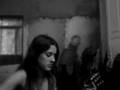 Shay e Lee Cantando Clumsy