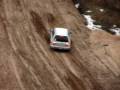 videos de Subaru Forester tri to go up the HILL