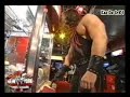 wwe - Kane smashes game machine